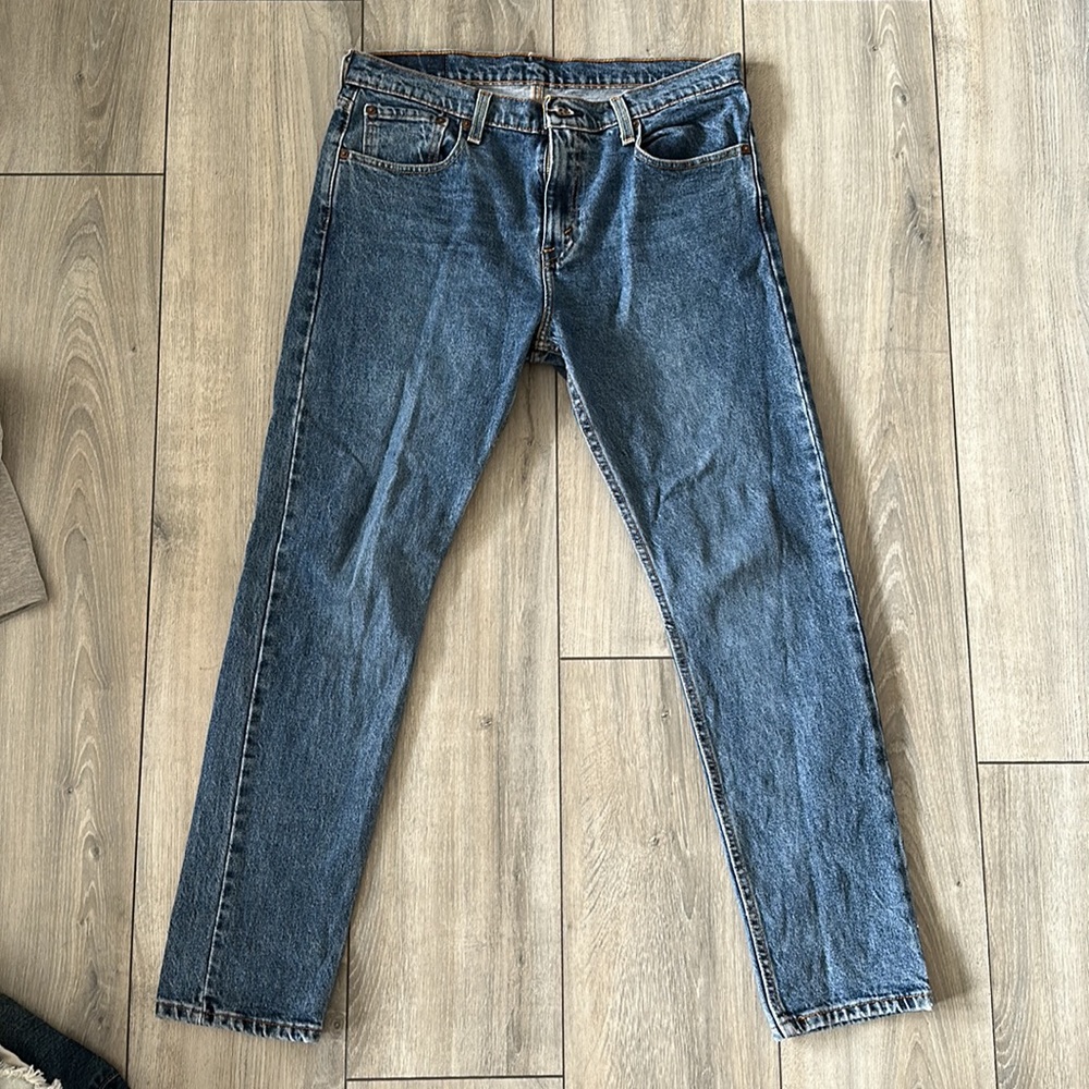 LEVI’S JEANS - Picture 2 of 2